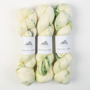 Shangdrok SINGLE MERINO - LEMON MOJITO Merino wool Fingering green yellow Yarn