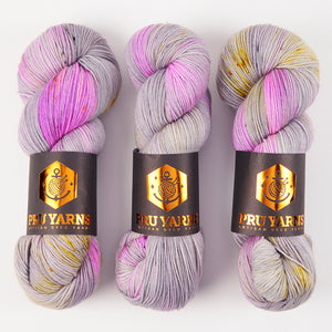 Punk Rock Unicorn SOUL - LAVENDELMILCH Merino wool Nylon Fingering  Sock grey multicolour Yarn