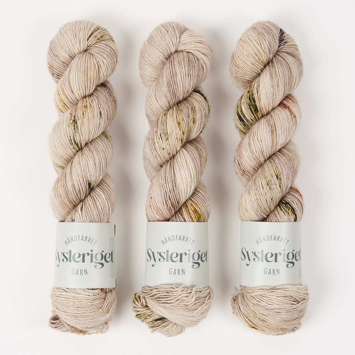 SYSLERIGET SINGLES - FIREFLIES IN THE DARK