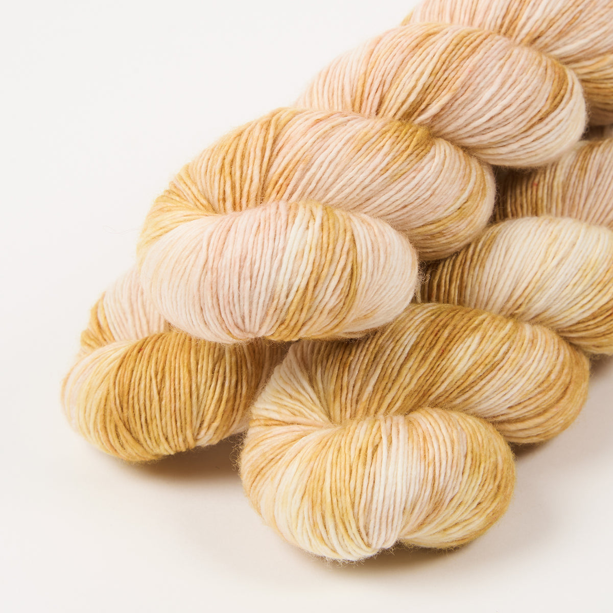 SYSLERIGET SINGLES - FLOATING