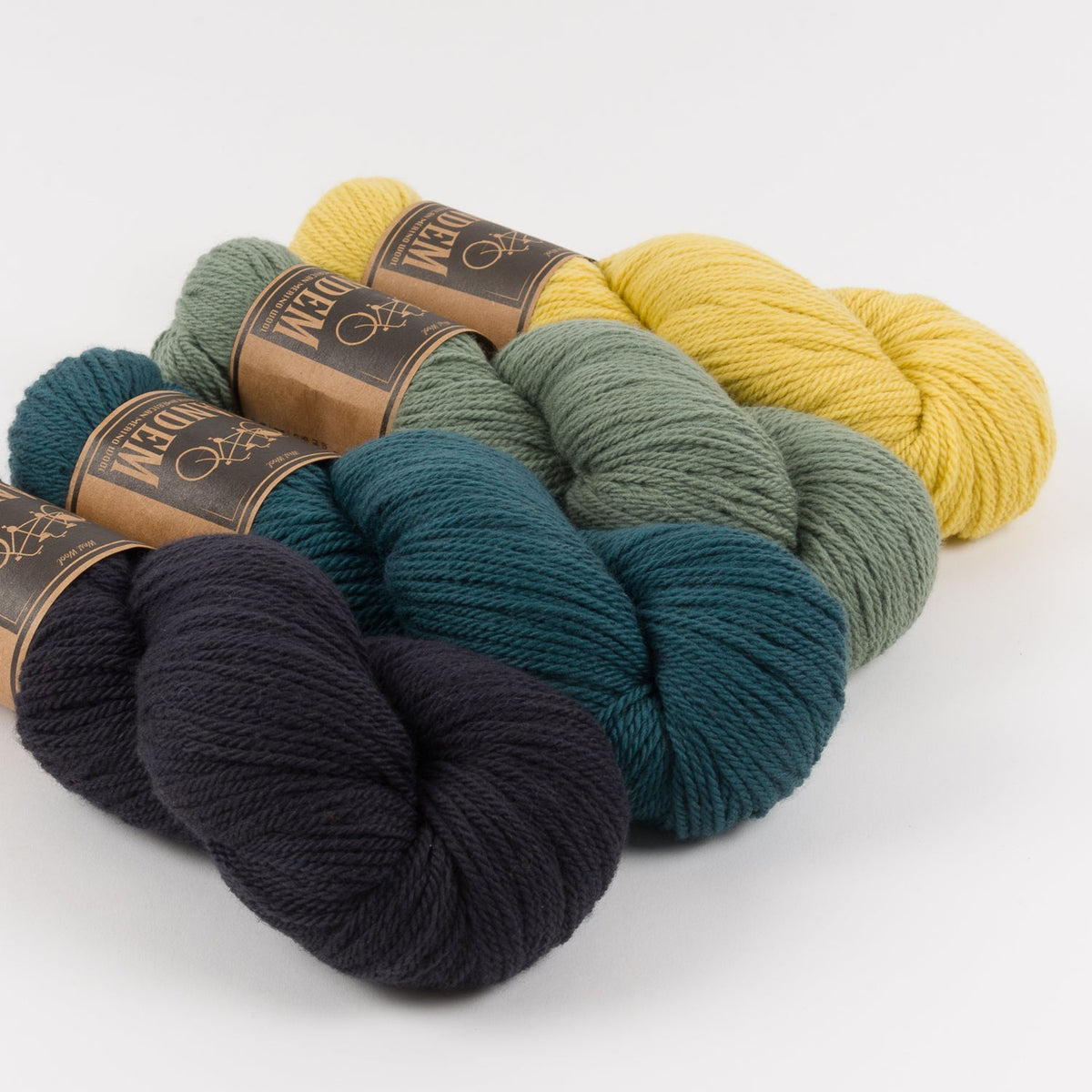 WESTKNITS KIT - MARINE BUTTERCUP
