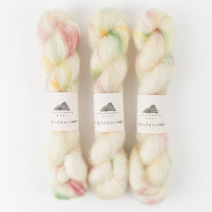 SUPERKID MOHAIR SILK - PETALS FALLING HERE AND THERE