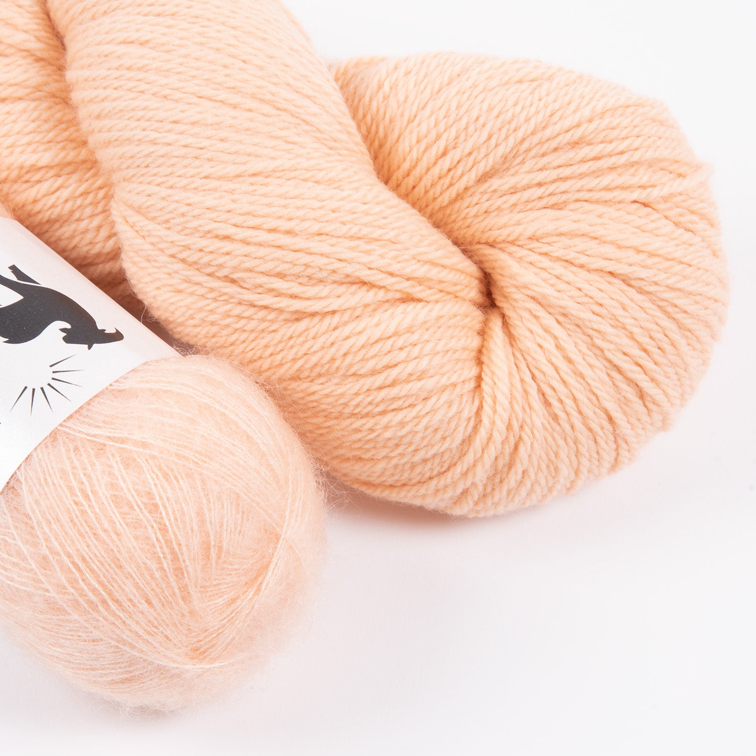 SHERBERT MOHAIR MATCH FOUR DK