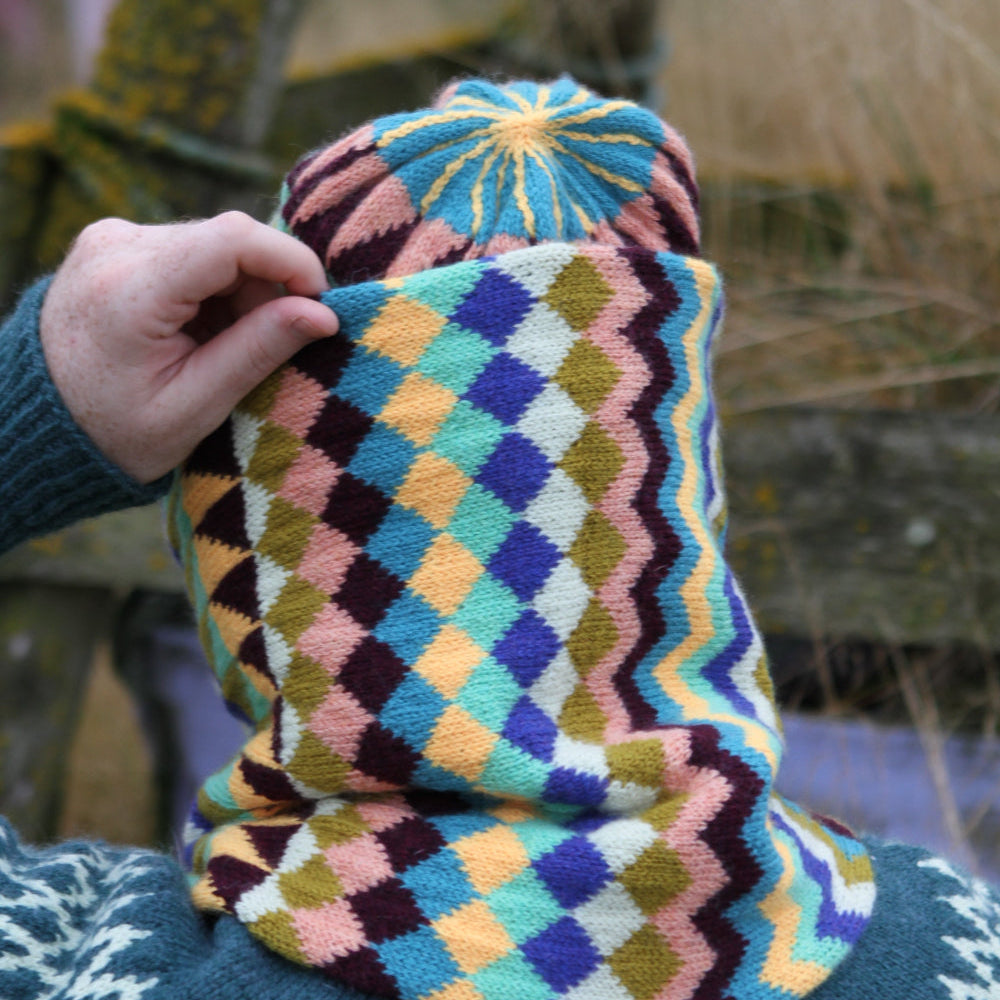 SHIVER DEFENDER COWL PATTERN