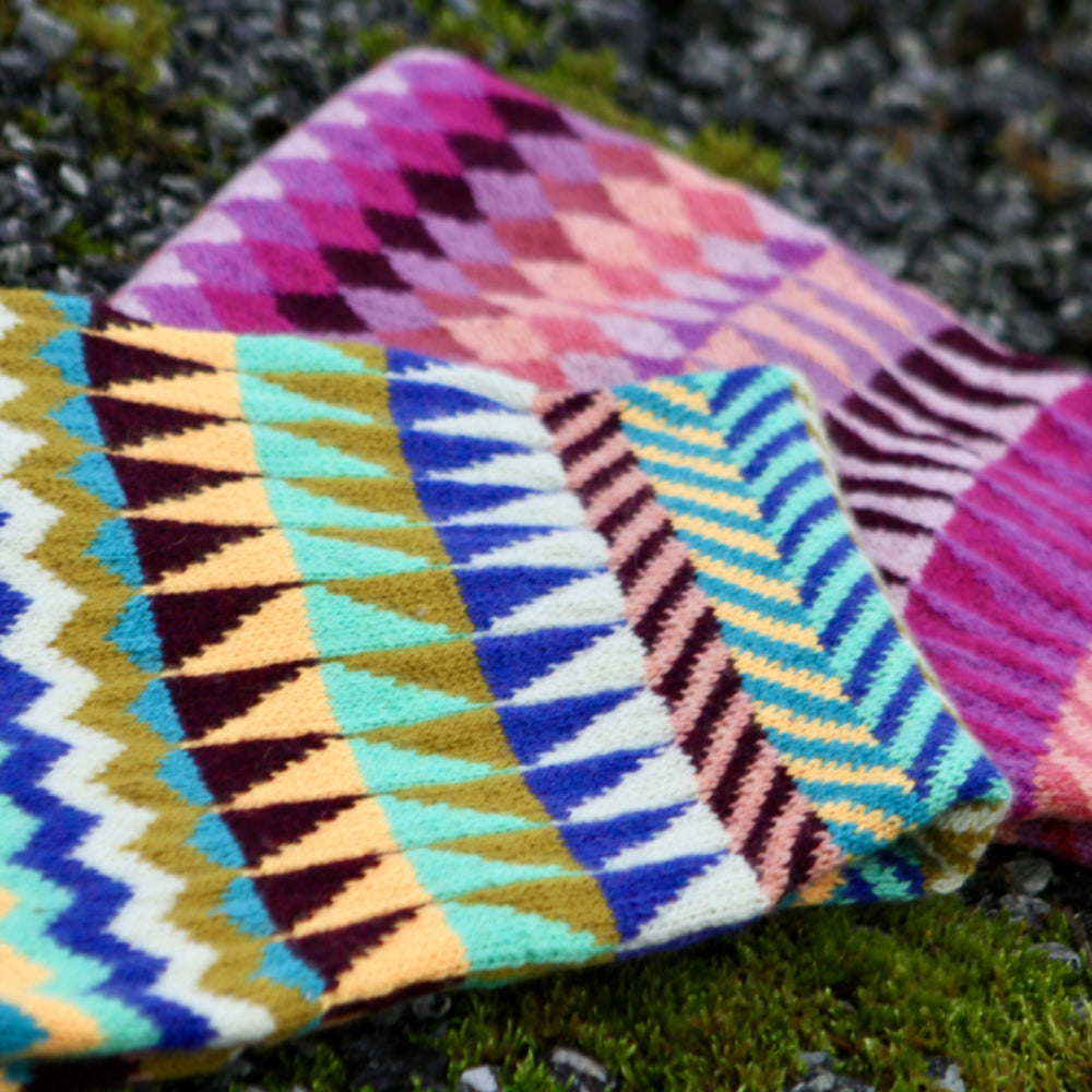 SHIVER DEFENDER COWL PATTERN