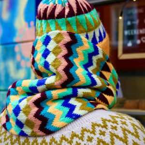 SHIVER DEFENDER COWL - COBALT STARFISH