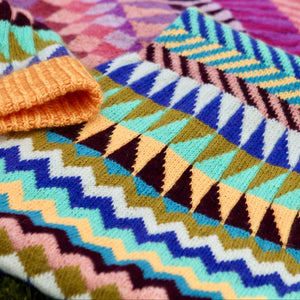 SHIVER DEFENDER COWL - COBALT STARFISH