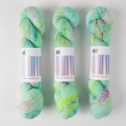 Hedgehog Fibres SKINNY SINGLES - FLY Merino wool Fingering green Yarn