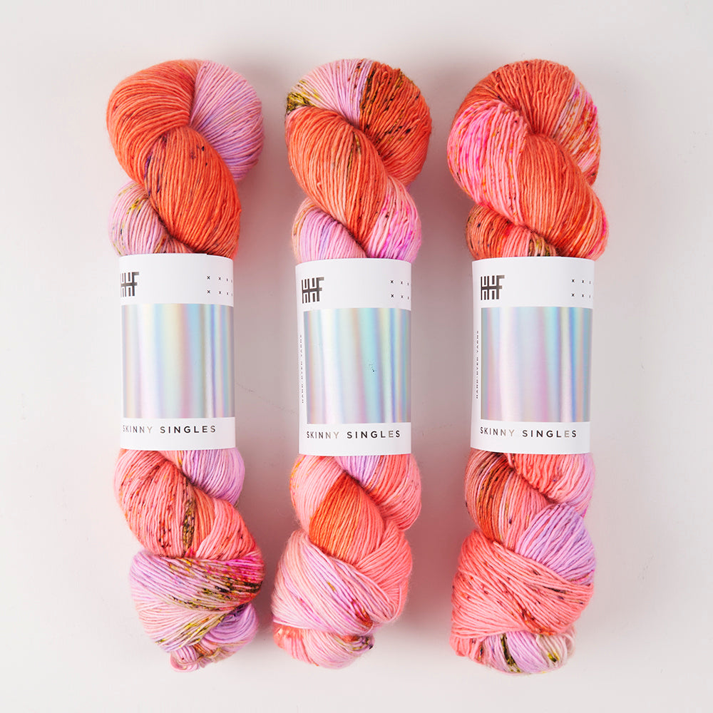 Hedgehog Fibres SKINNY SINGLES - KNITTIN' KITTEN Merino wool Fingering coral Yarn