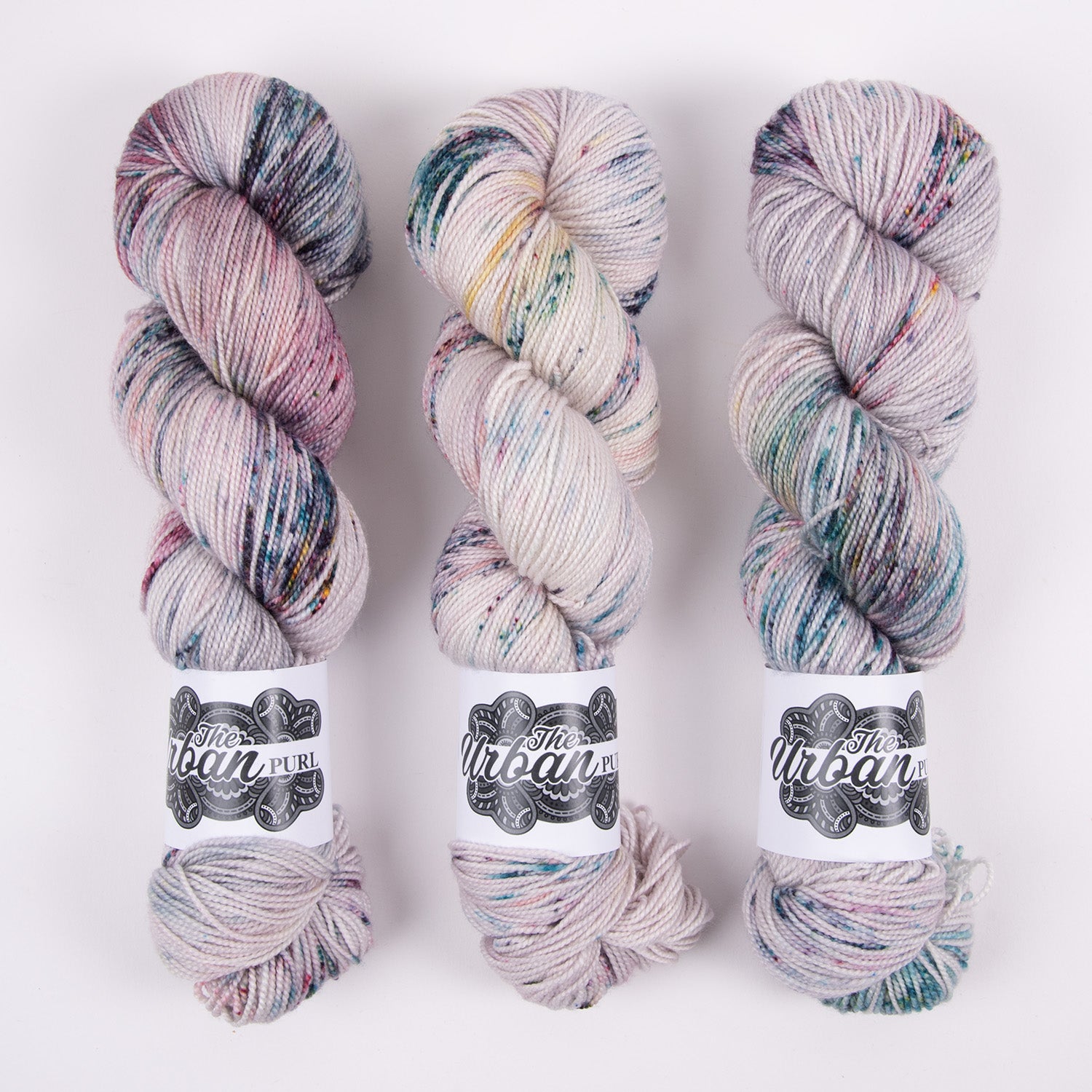 The Urban Purl LUX HI TWIST - SPACE DUST Merino wool Silk Fingering white Yarn