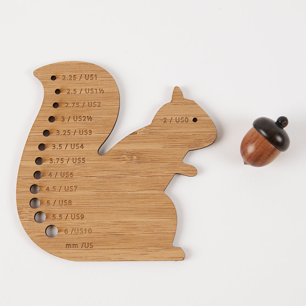 Stephen & Penelope Notions SQUIRREL NEEDLE GAUGE & ACORN STITCH MARKER HOLDER Tools