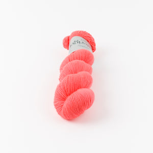 SYSLERIGET SINGLES - NEON CORAL