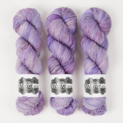 The Urban Purl LUX HI TWIST - VINTAGE VIOLET Merino wool Silk Fingering purple Yarn
