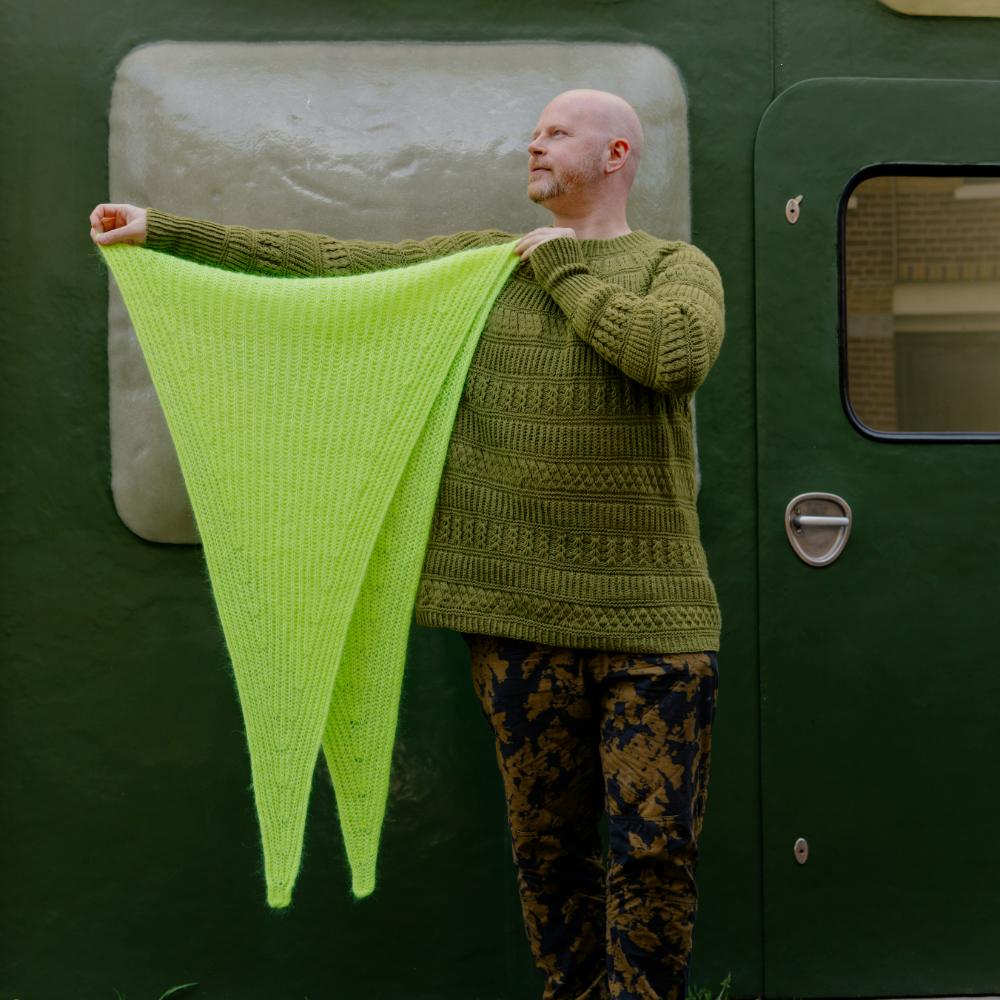 BRIOSHAWL PATTERN