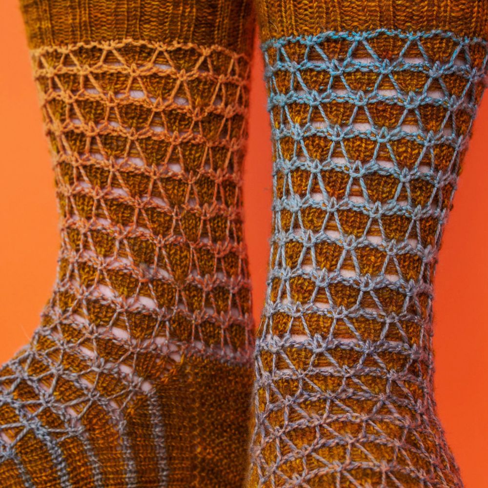 WESTKNITS SAMPLE - SLIPPY V SOCKS