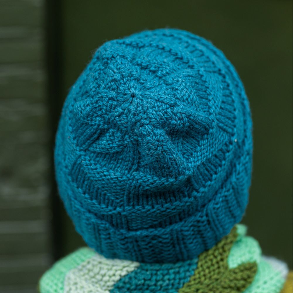 WESTKNITS SAMPLE - TILTING TRIANGLES HAT