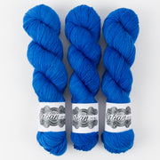 The Urban Purl LUX HI TWIST - ELECTRIC AVENUE Merino wool Silk Fingering blue Yarn