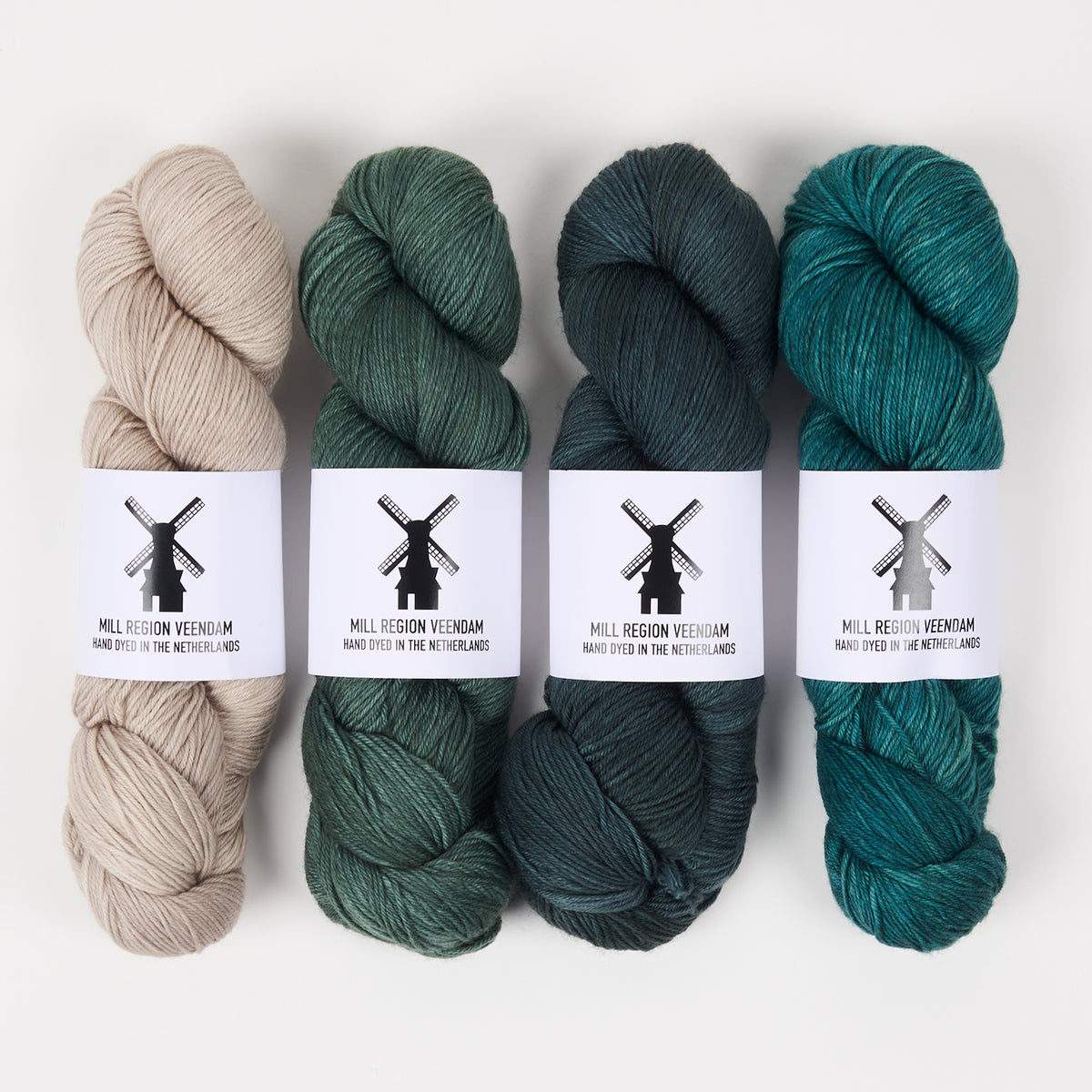 VEENDAM KIT - GREY SKIES