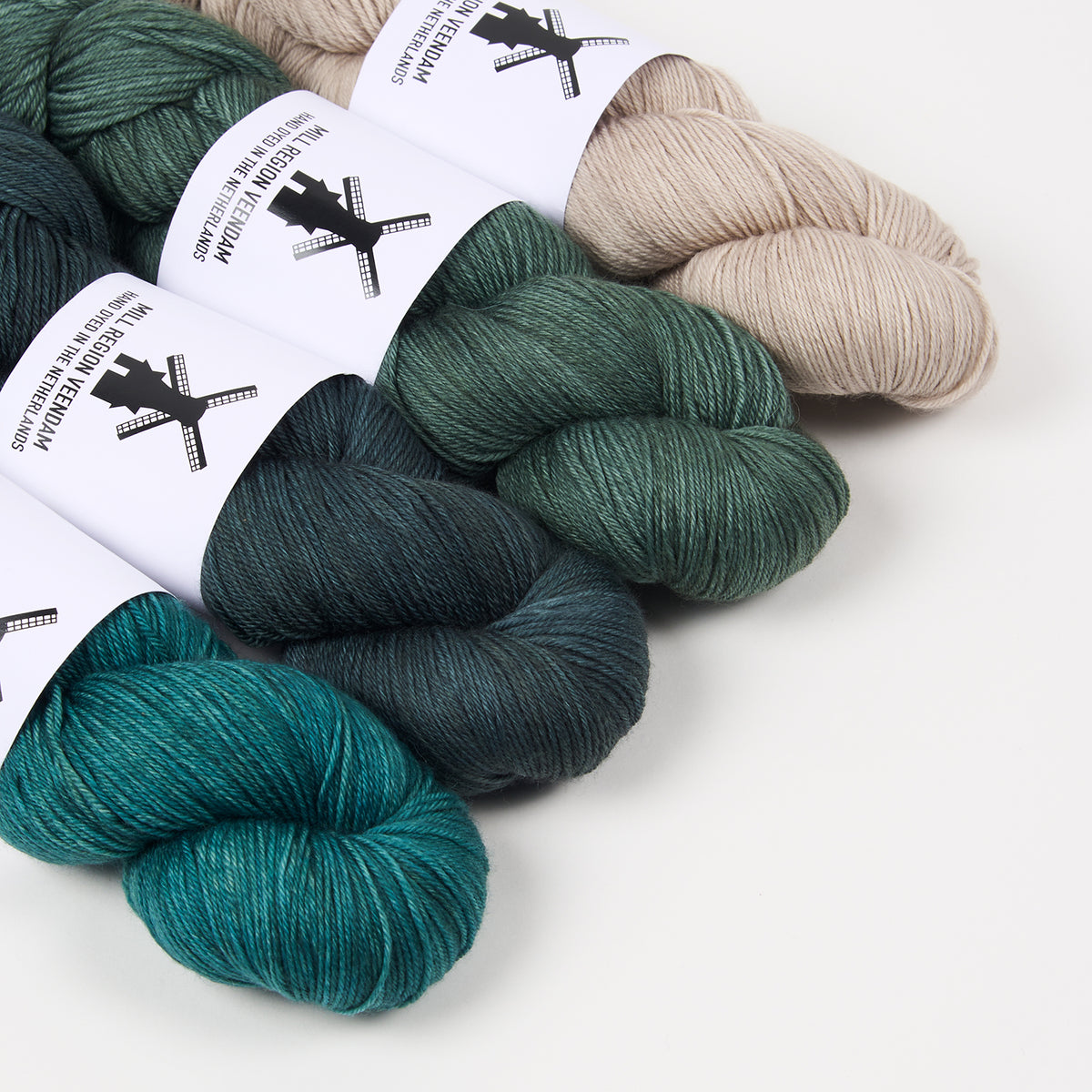 VEENDAM KIT - GREY SKIES