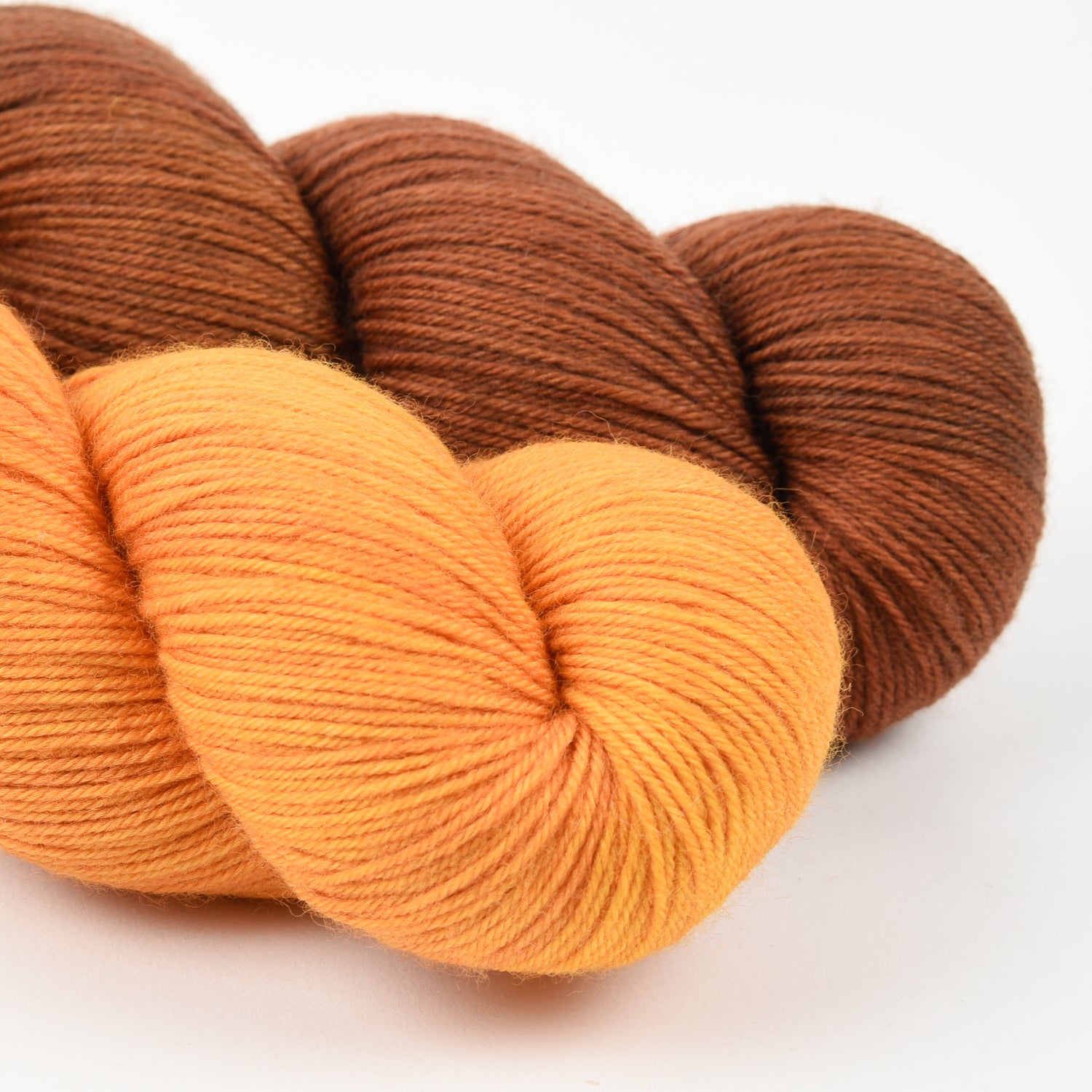 VIVACIOUS CHESTNUT