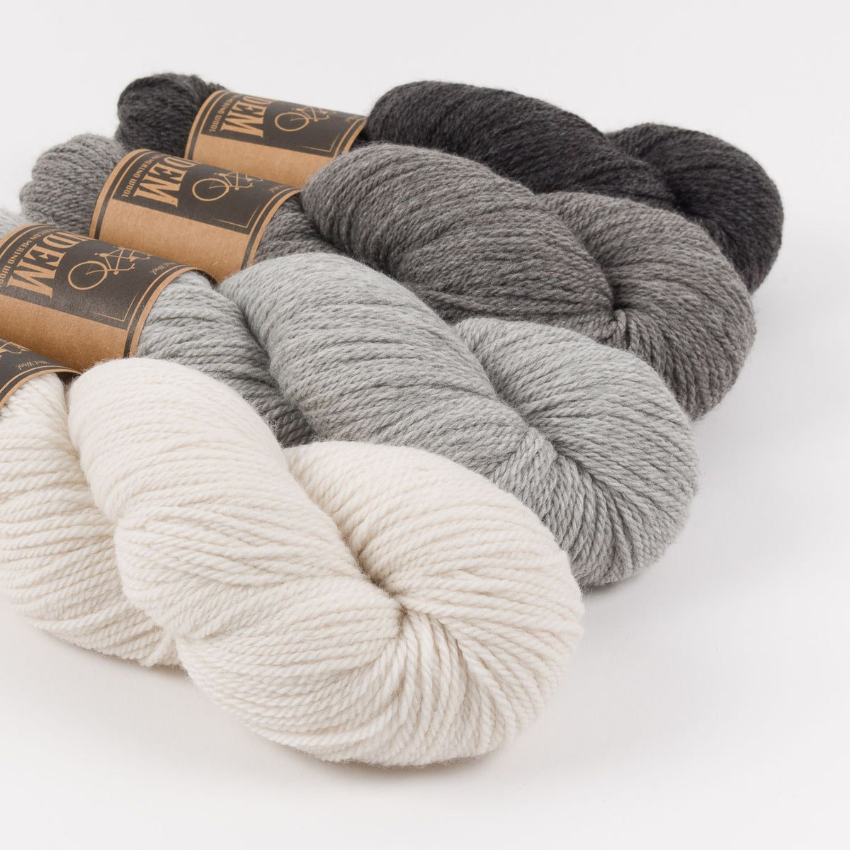 GEOGRADIENT BLANKET - HEATHERED GRADIENT