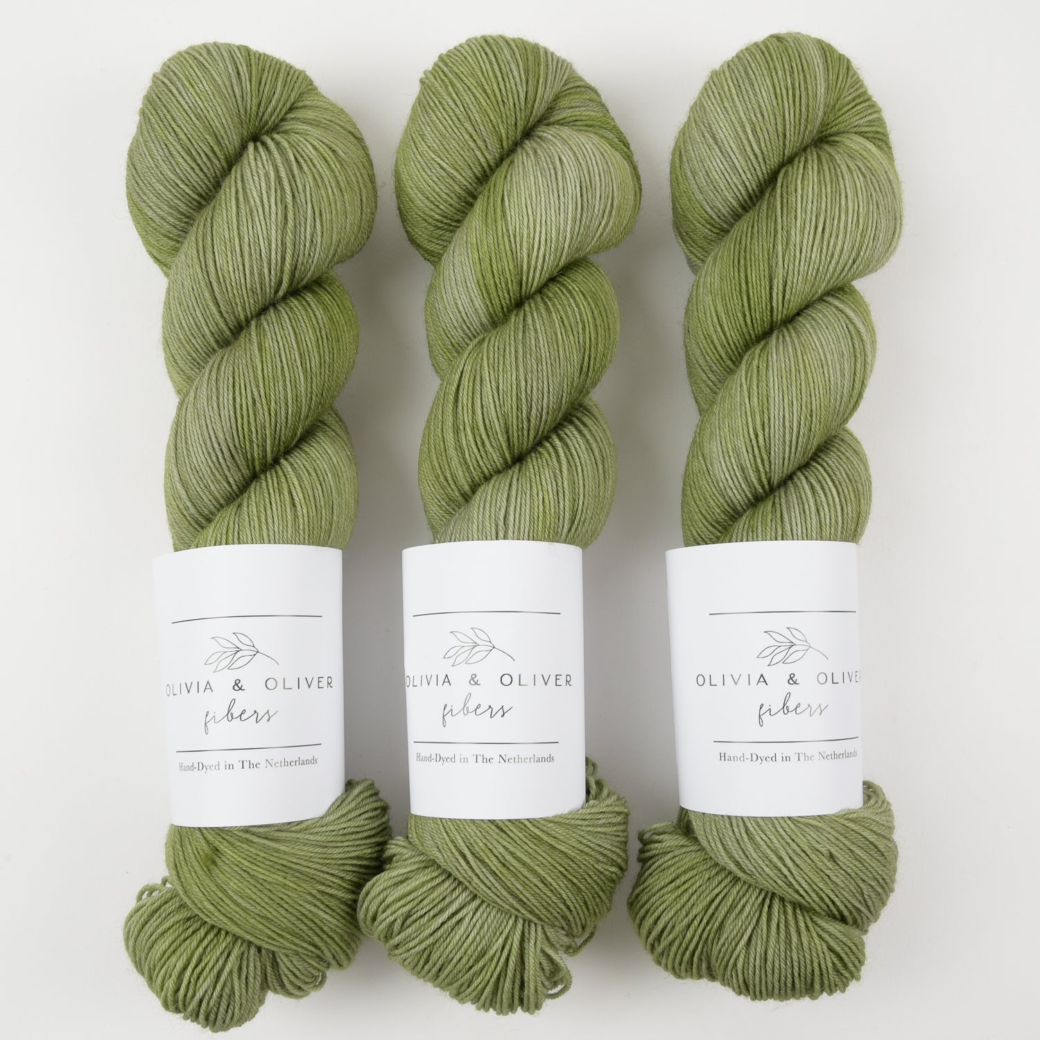 Olivia & Oliver OLIVIA BFL - WILLOW BFL Wool Blue Faced Leicester Fingering green Yarn