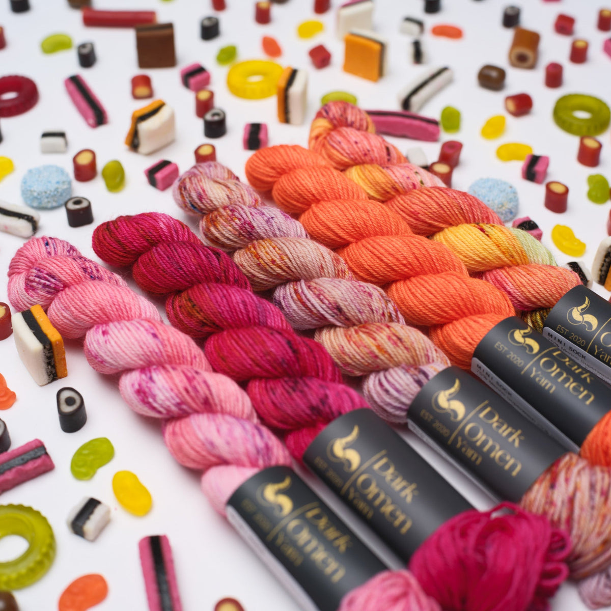 WESTKNITS KIT - HYPNOTIC MINIS