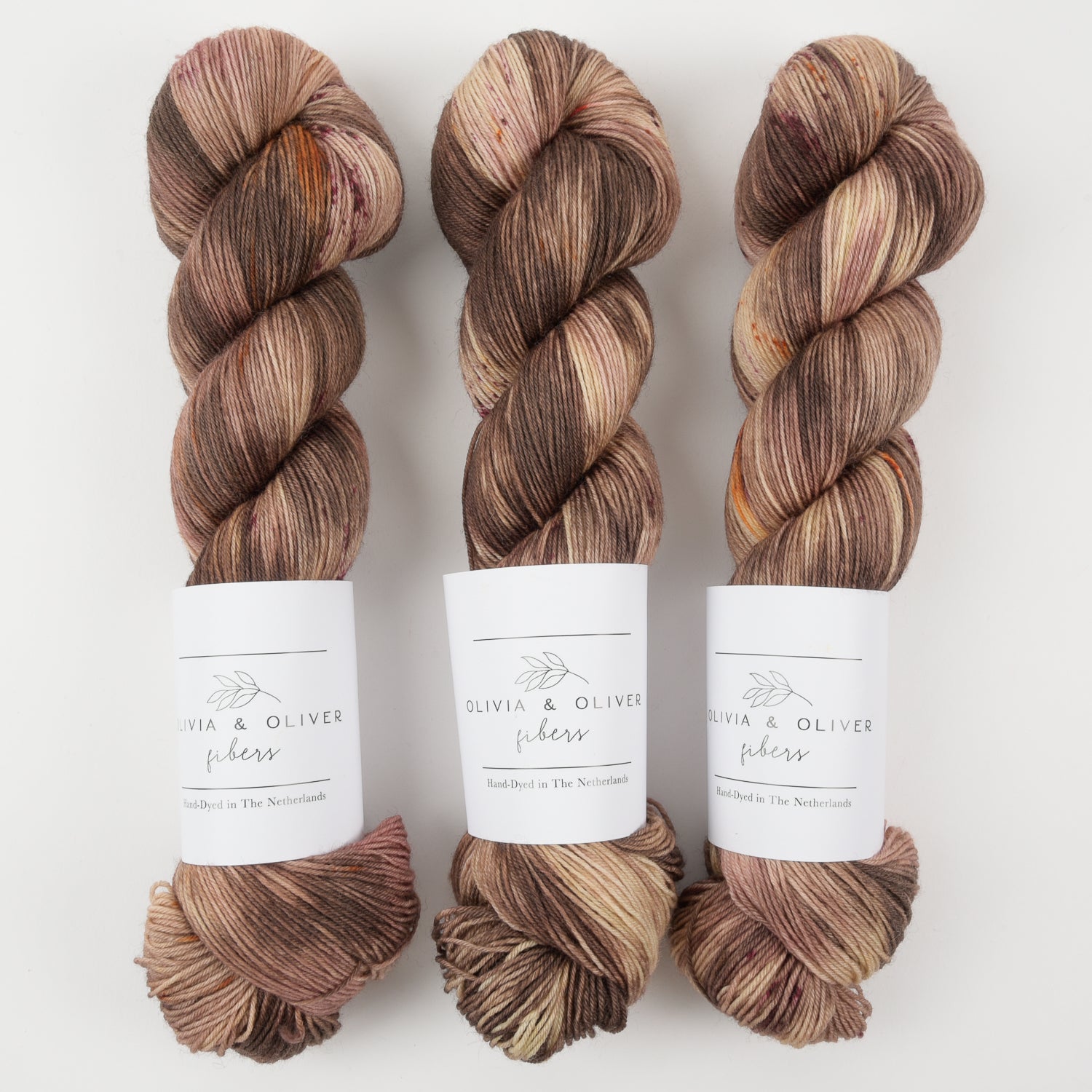Olivia & Oliver OLIVIA BFL - WOODLAND BFL Wool Blue Faced Leicester Fingering brown Yarn