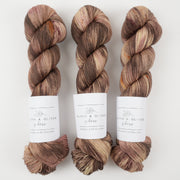 Olivia & Oliver OLIVIA BFL - WOODLAND BFL Wool Blue Faced Leicester Fingering brown Yarn