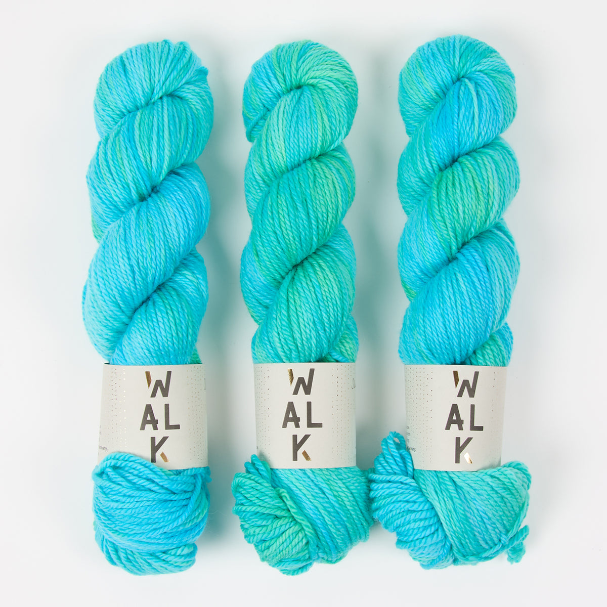 WALK ARAN - SWIMMING POOL