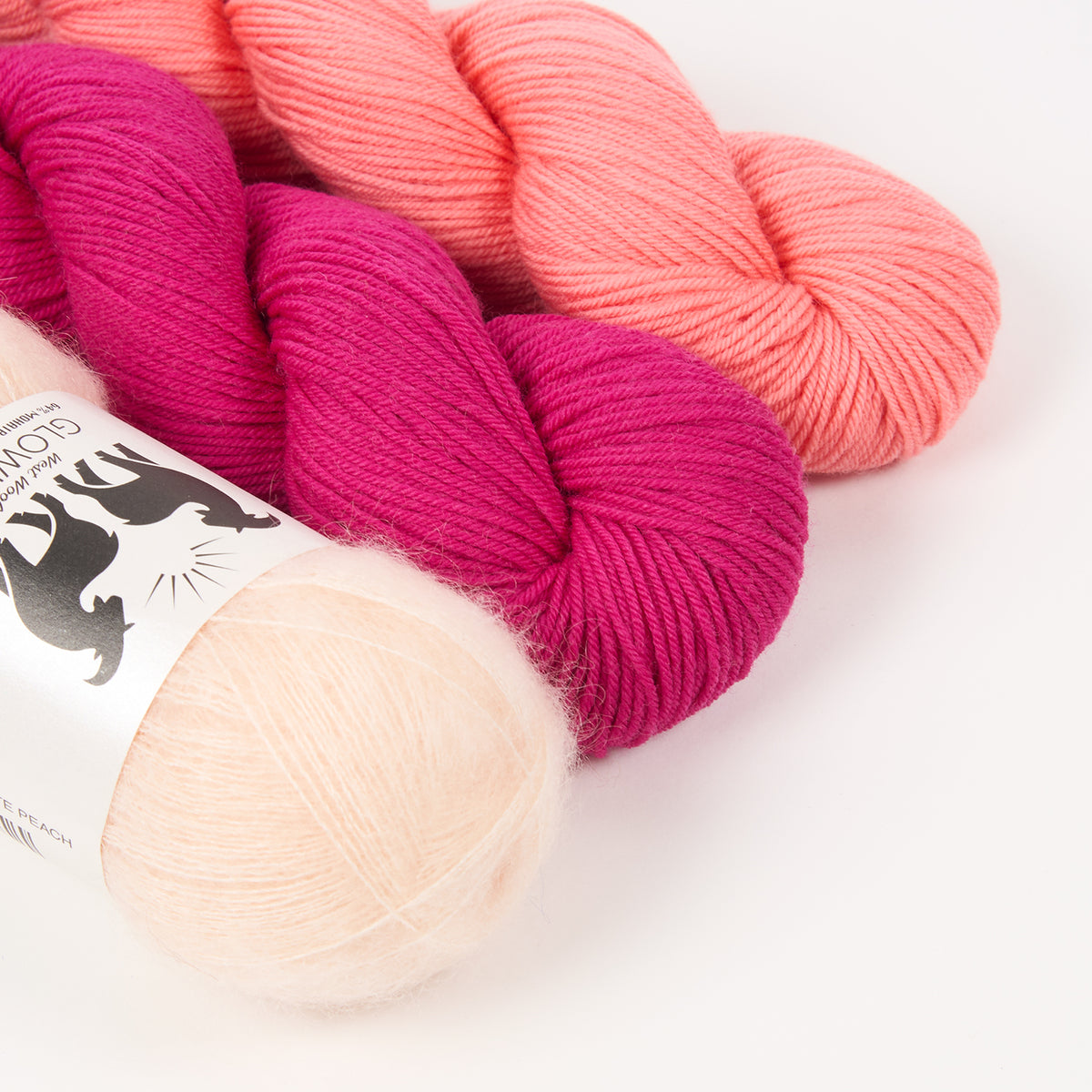 WESTKNITS KIT - BRIGHT PEACH