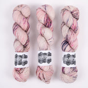 The Urban Purl LUX HI TWIST - WILD AT HEART Merino wool Silk Fingering pink Yarn