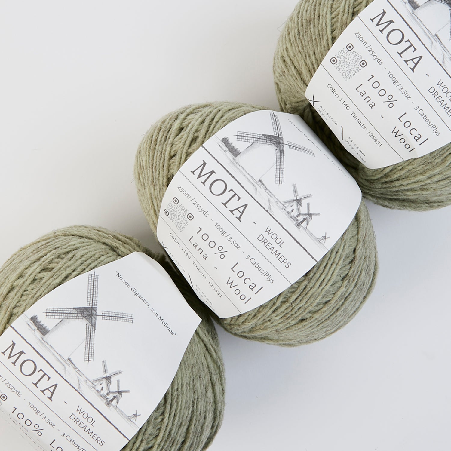Wool Dreamers MOTA - 114G LIGHT GREEN Wool DK green Yarn