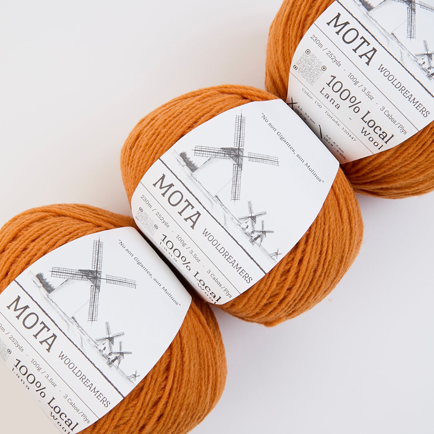 Wool Dreamers MOTA - 150 ORANGE Wool DK orange Yarn