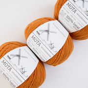 Wool Dreamers MOTA - 150 ORANGE Wool DK orange Yarn