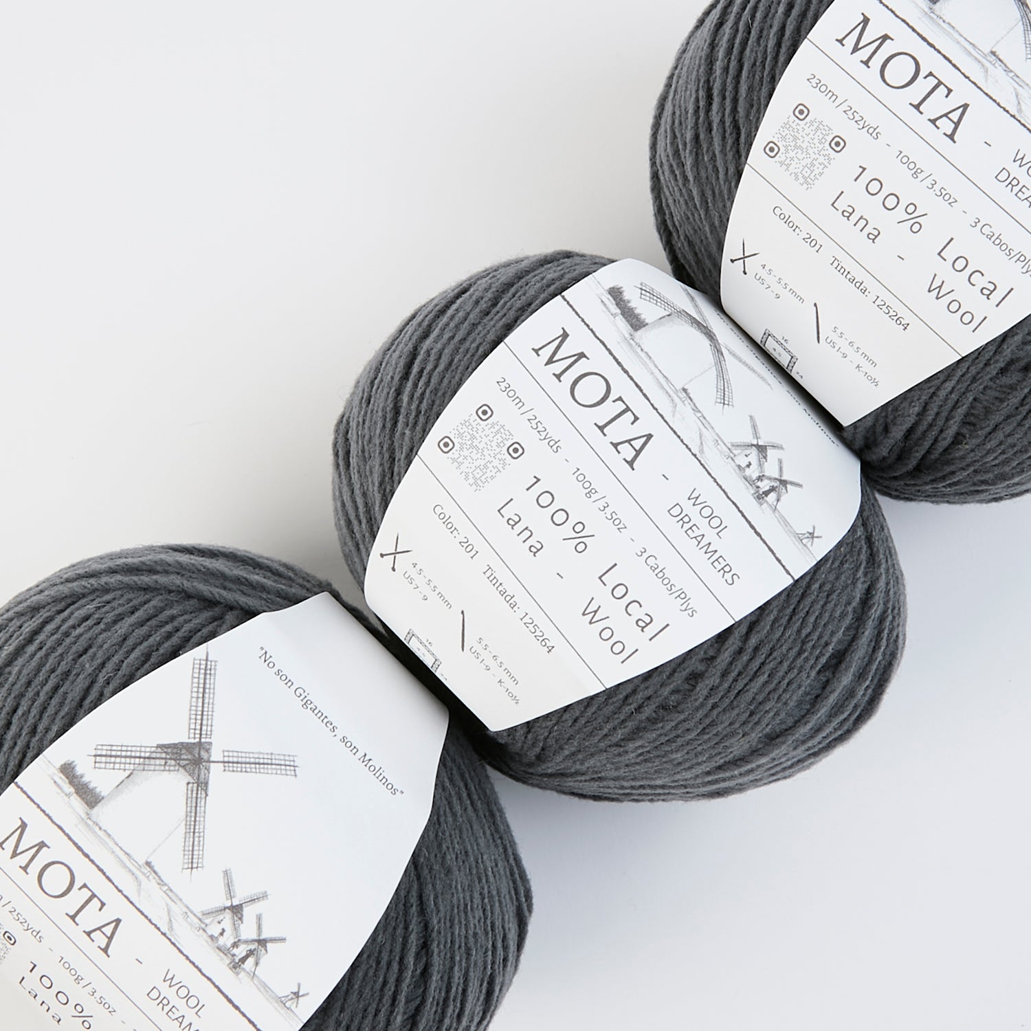 Wool Dreamers MOTA - 201 DARK GREY Wool DK grey Yarn