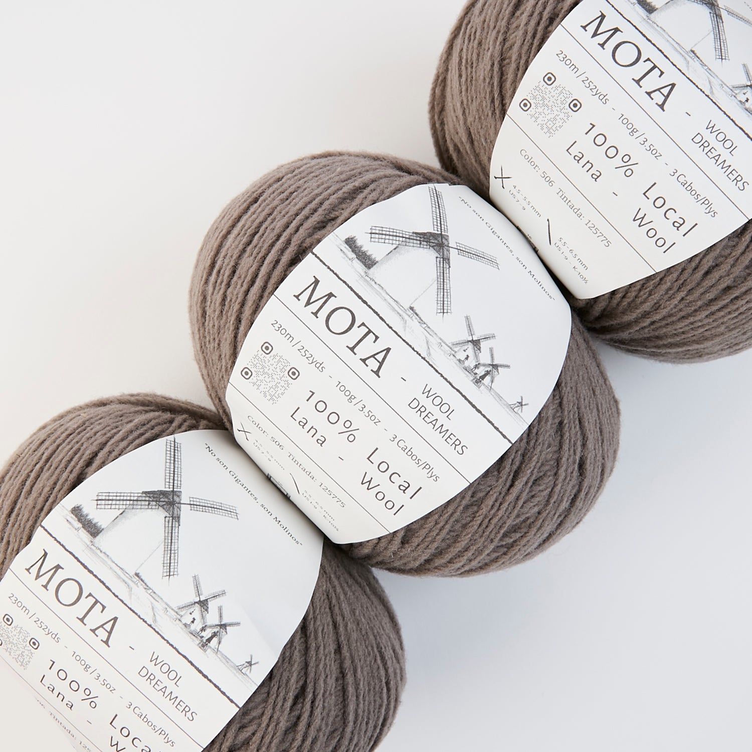 Wool Dreamers MOTA - 506 BROWN Wool DK brown Yarn