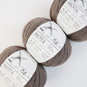 Wool Dreamers MOTA - 506 BROWN Wool DK brown Yarn