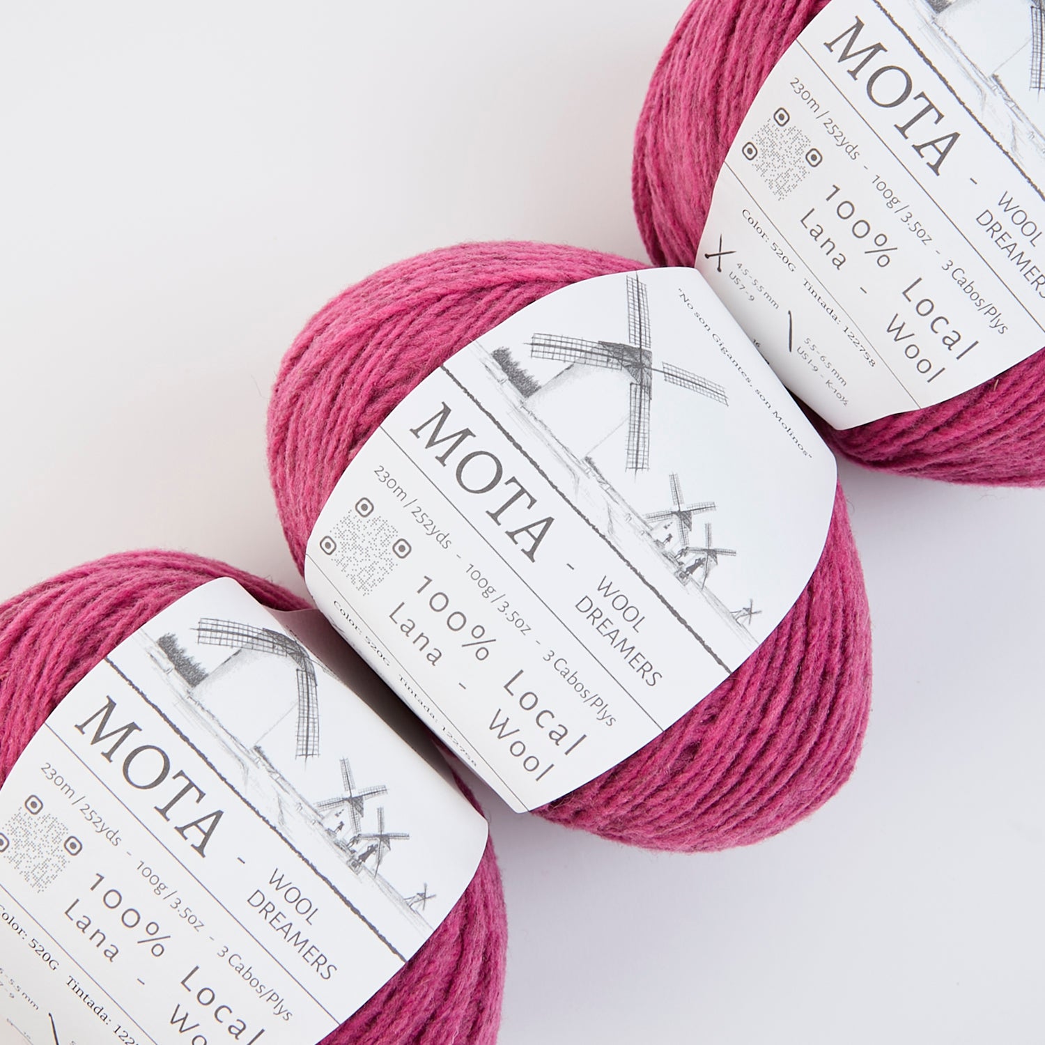 Wool Dreamers MOTA - 520G HOT PINK Wool DK pink Yarn