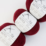 Wool Dreamers MOTA - 652 DARK RED Wool DK red Yarn
