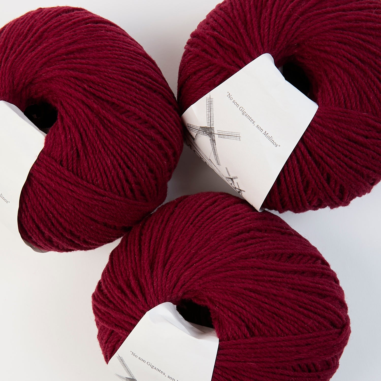 MOTA - 652 DARK RED