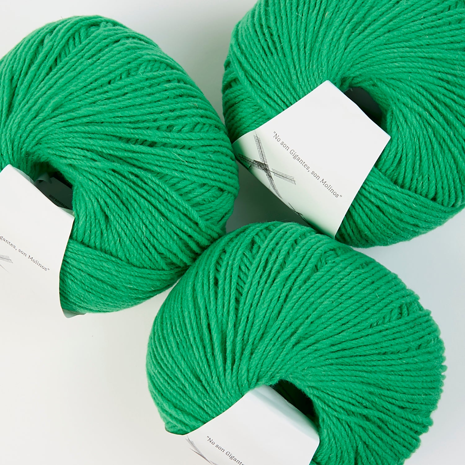 MOTA - 937 BRIGHT GREEN