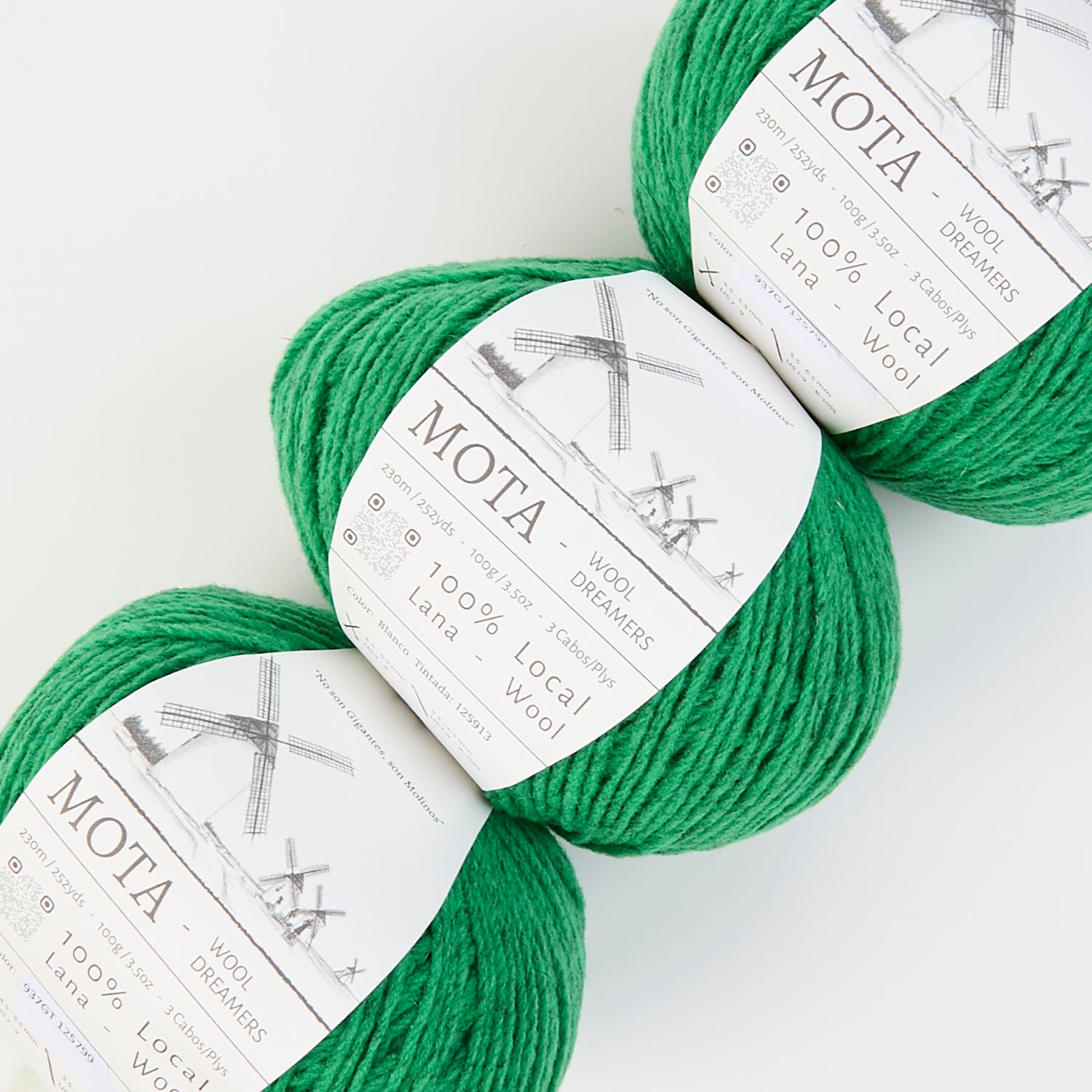 Wool Dreamers MOTA - 937G DARK GREEN Wool DK green Yarn