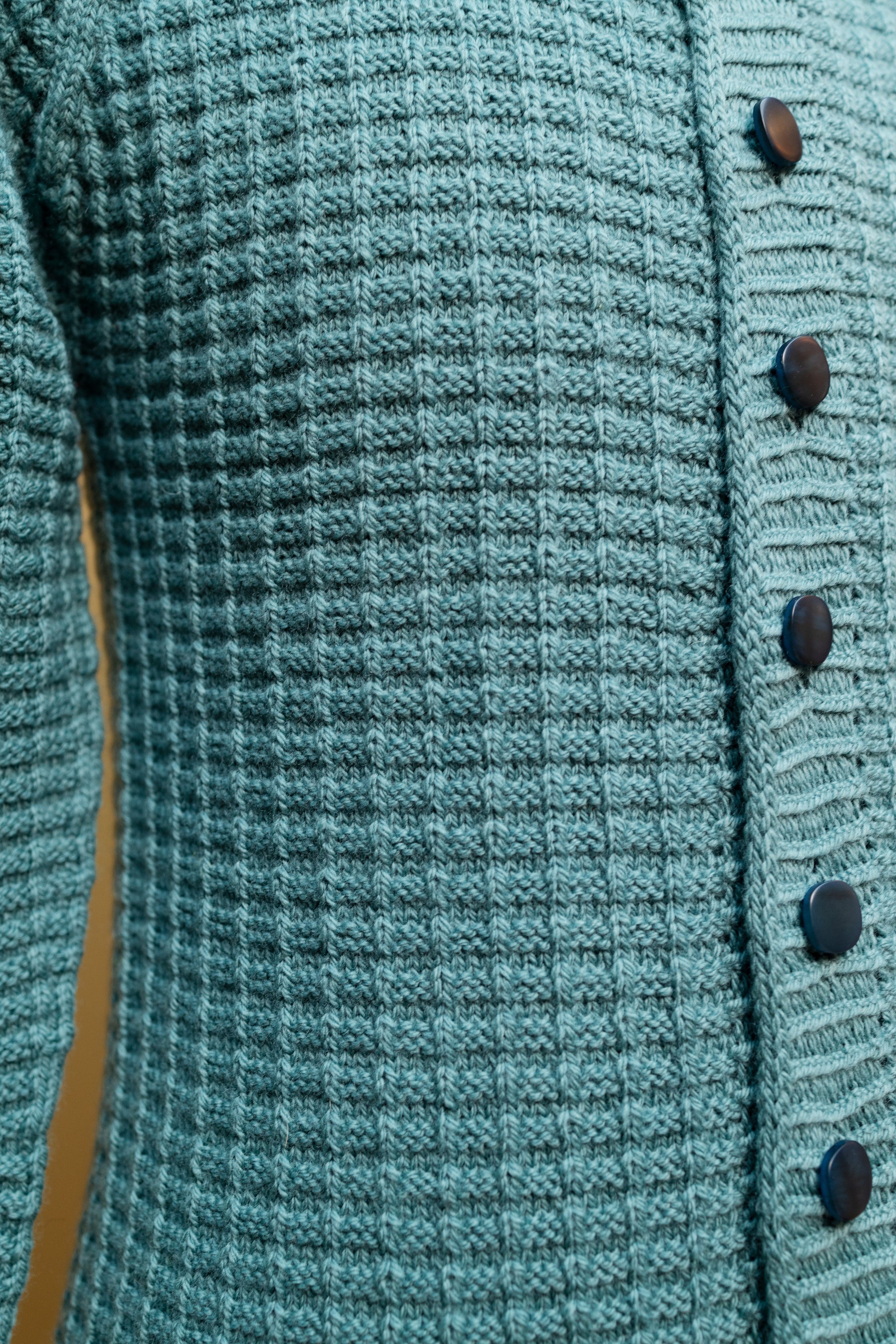 WOOLLY WAFFLE CARDIGAN PATTERN
