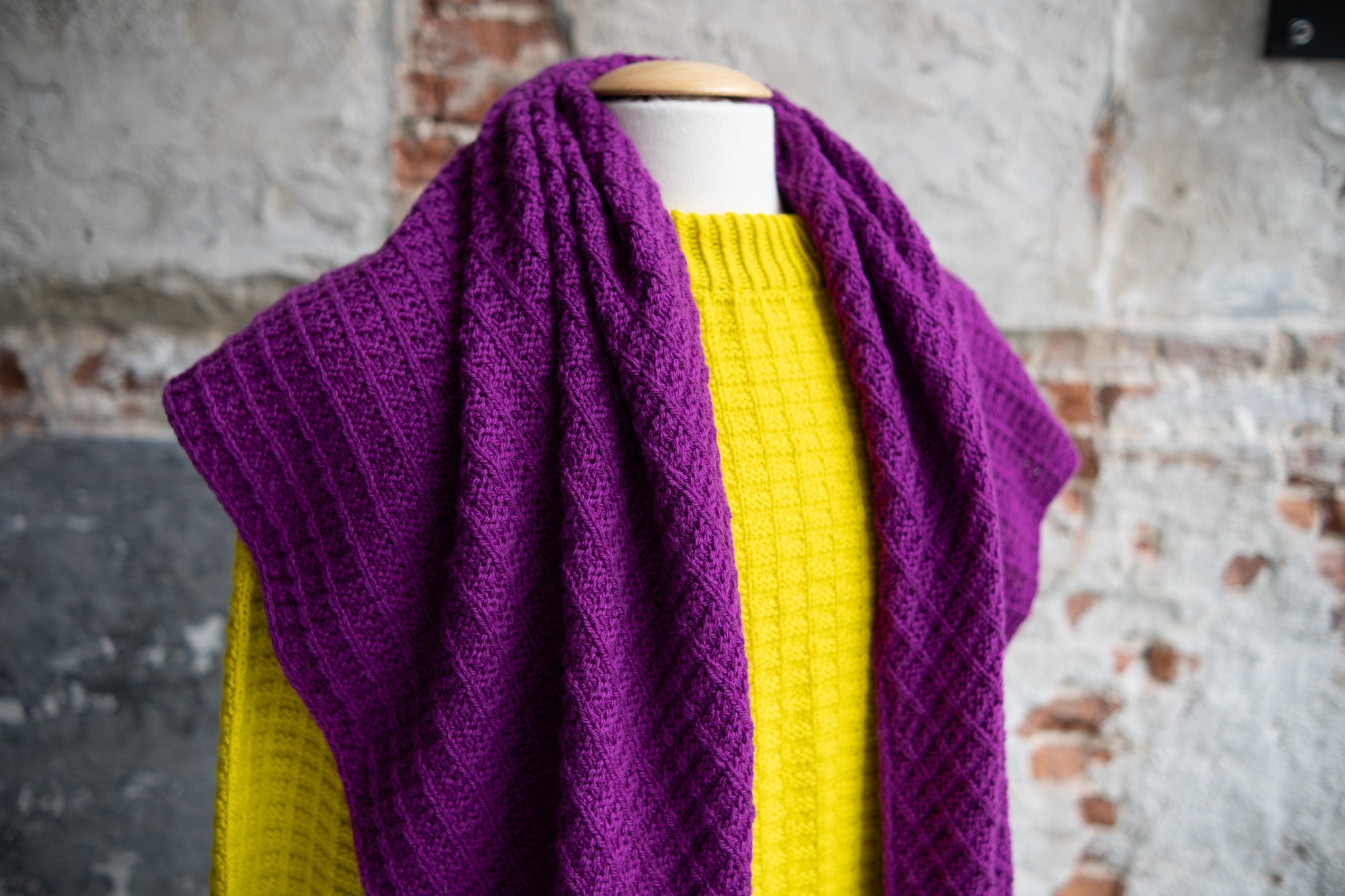 WOOLLY WAFFLE TRIANGLE PATTERN