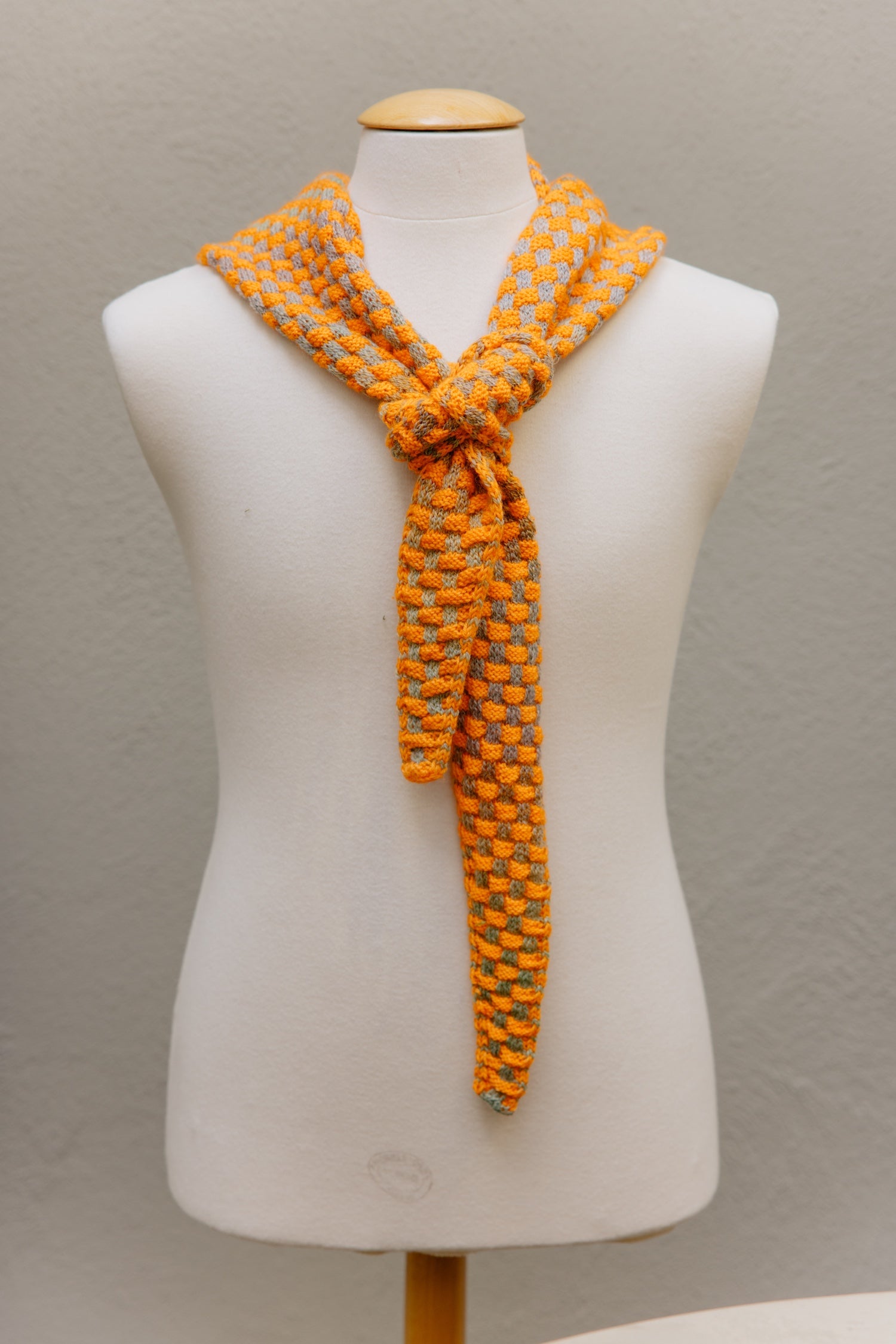Woven Checks Skinny Scarf Pattern