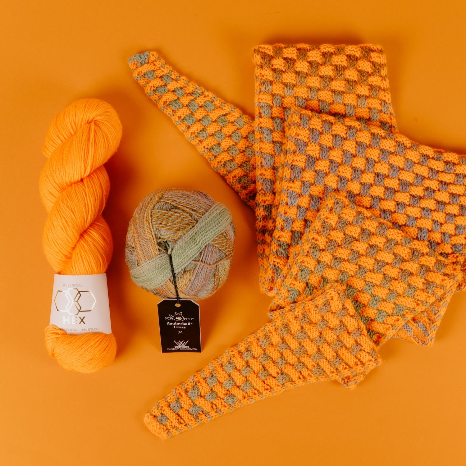 Woven Checks Skinny Scarf