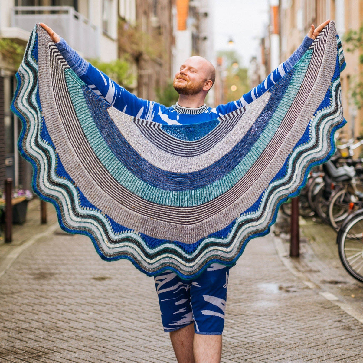 Brioband Shawl
