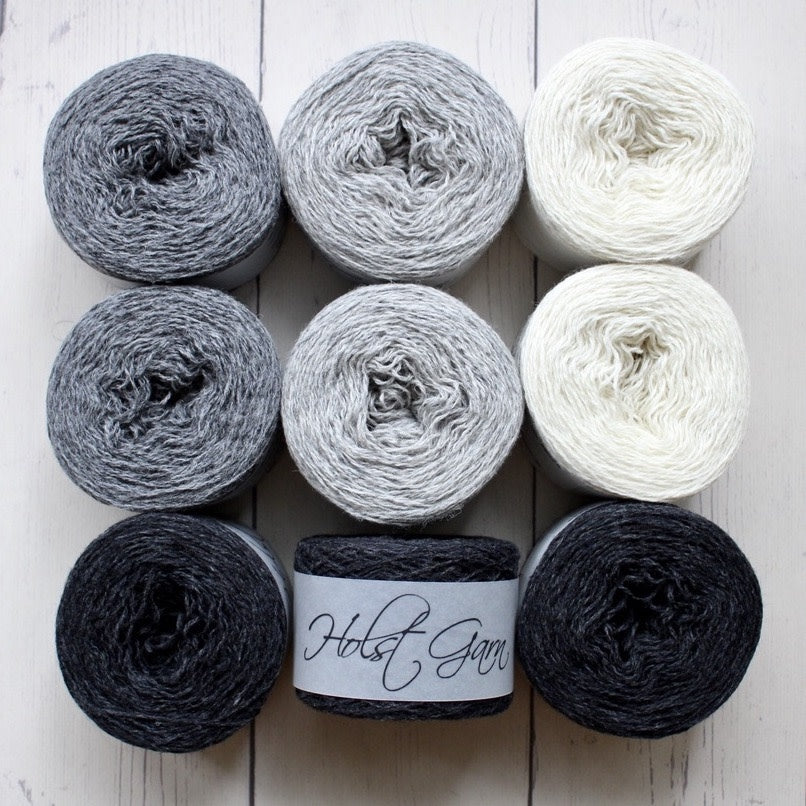Holst Garn BLEACHED GRAPHITE Merino wool Wool Light Fingering Quick Kits
