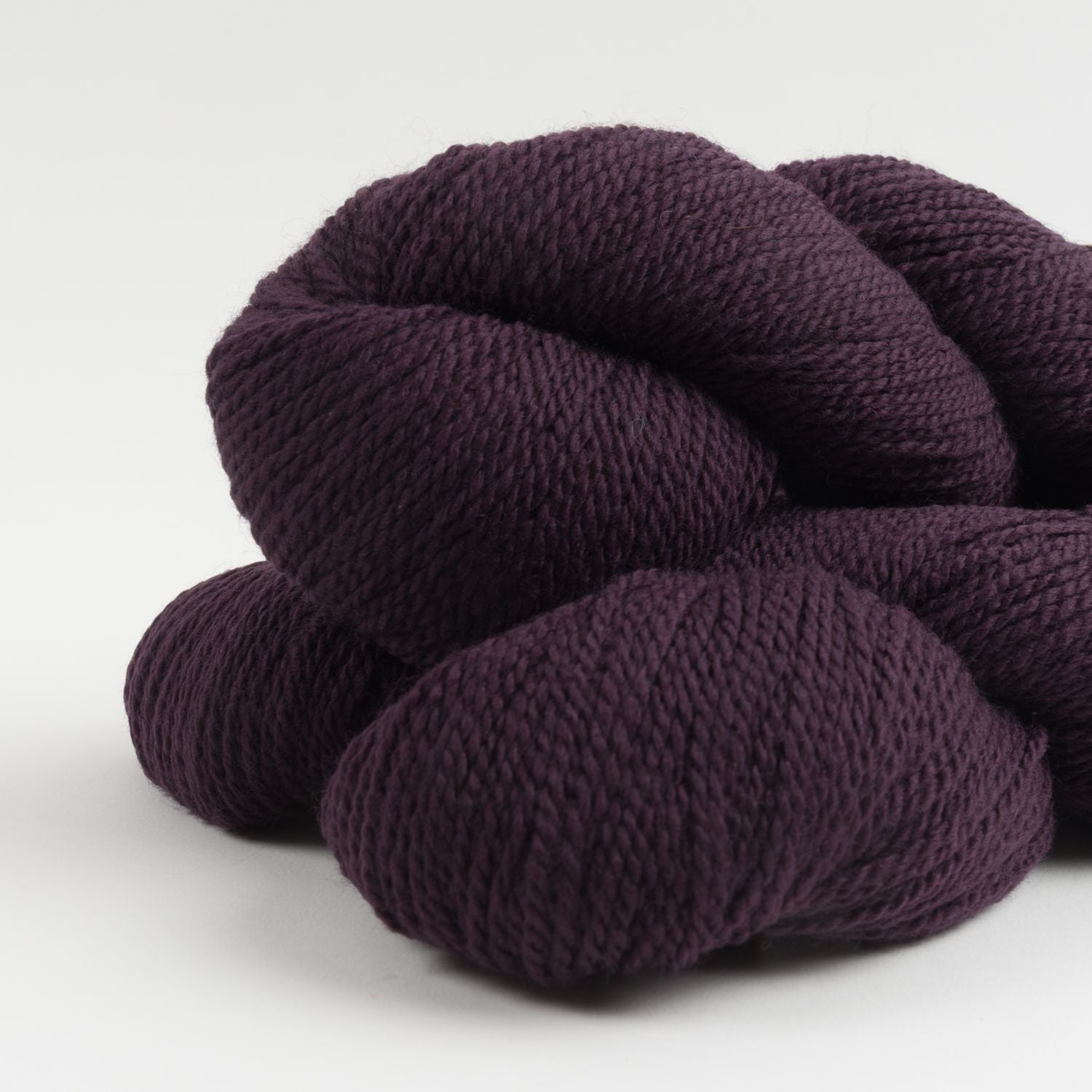 THE TRAVELER SHELL - AUBERGINE